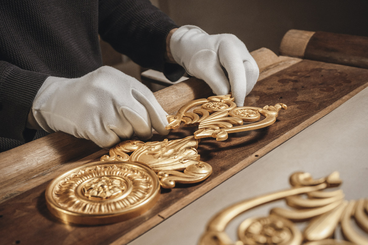 Vacheron Constantin e il Louvre: una partnership artistica e culturale che rappresenta l’impegno volto a conservare il patrimonio del passato. Per Homo Faber, Vacheron Constantin rende omaggio ai Métiers d’Art e invita i talentuosi artigiani del Louvre a presentare una loro creazione a Venezia. Foto: Courtesy Le Louvre © tutti i diritti riservati.