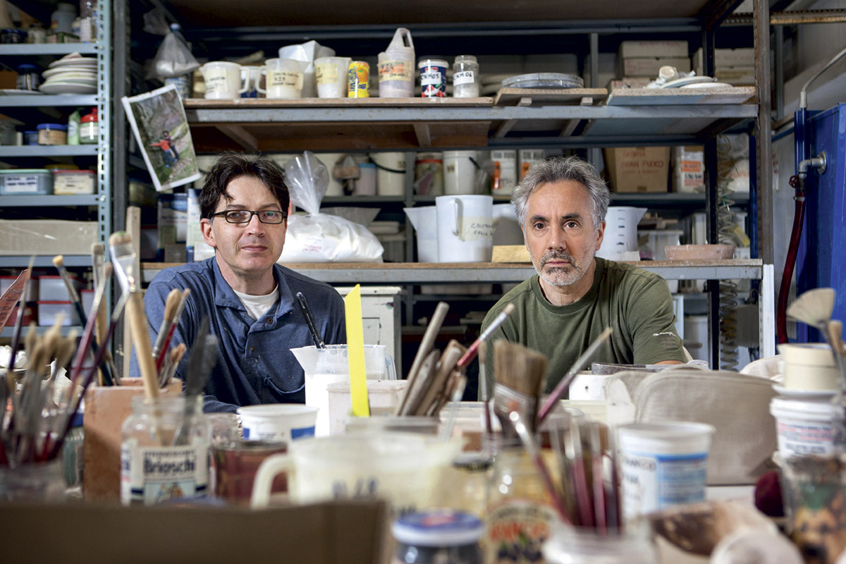 Bertozzi & Casoni, ritratto in studio. Dopo la scomparsa di Stefano Dal Monte Casoni, l’eredità artistica e concettuale del duo prosegue con Giampaolo Bertozzi, fondatore dell’atelier nel 1980 a Imola. 
Foto: © Lorenzo Palmieri